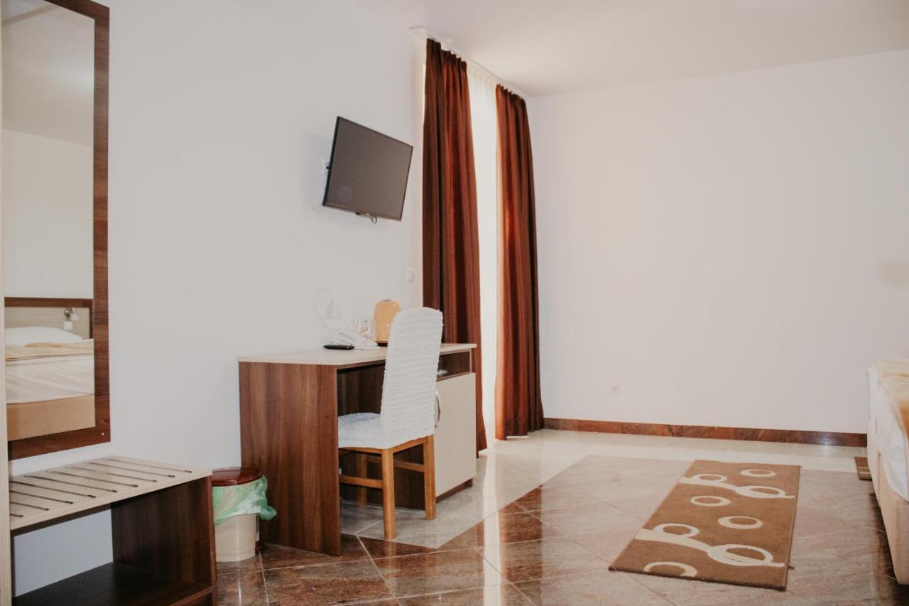 Hotel Villa Matic Neum Exteriör bild